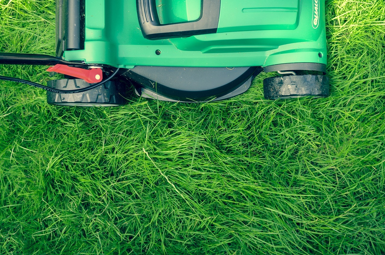 Lawn Mowing Service Fort Myers FL